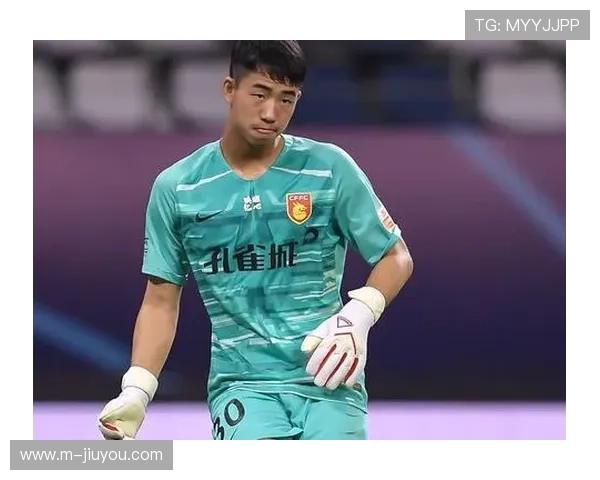 上海申花神奇门将鲍亚雄五次扑救力保球队不败，鲍亚雄简历